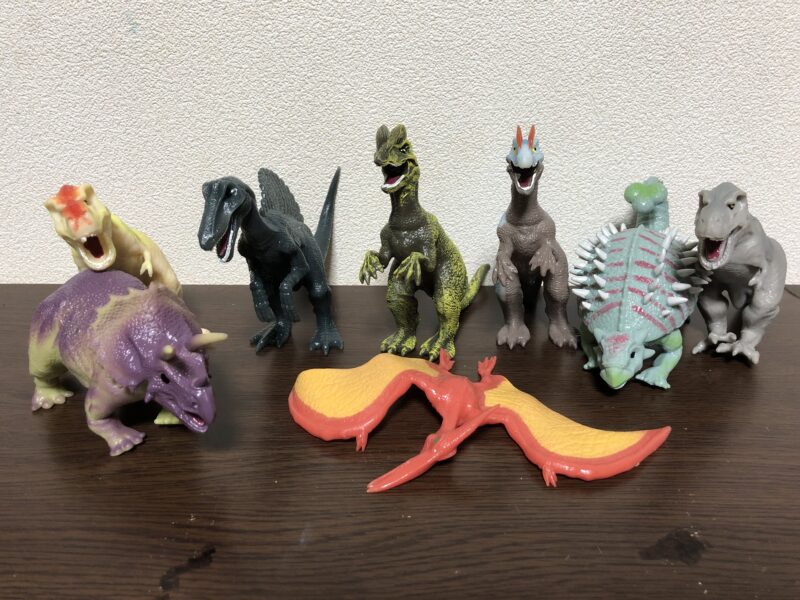 2022新作モデル 恐竜co ビッグ ギガノトサウルス デアゴスティーニ 恐竜おもちゃ